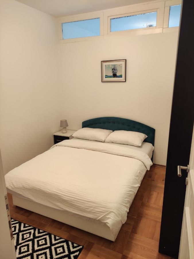Apartment Dajak Centar Баня-Лука Екстер'єр фото